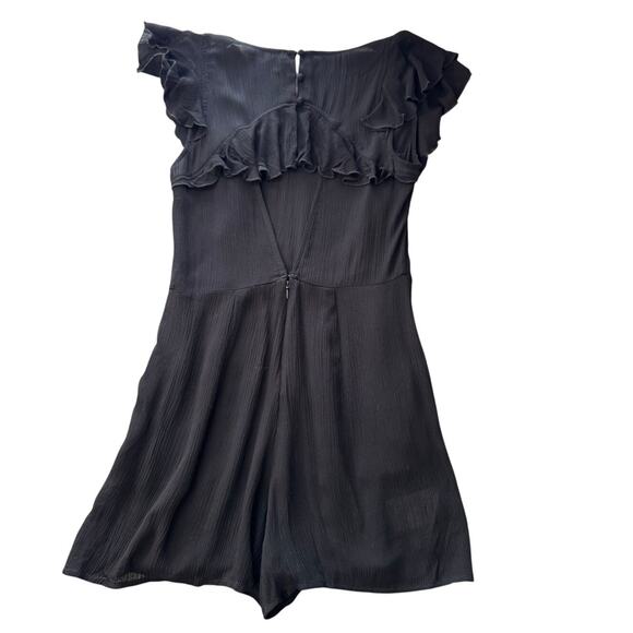NWT BCBGENERATION Black Ruffle Sleeve Cut-Out Back One-Piece Romper Size 2 - Picture 5 of 7